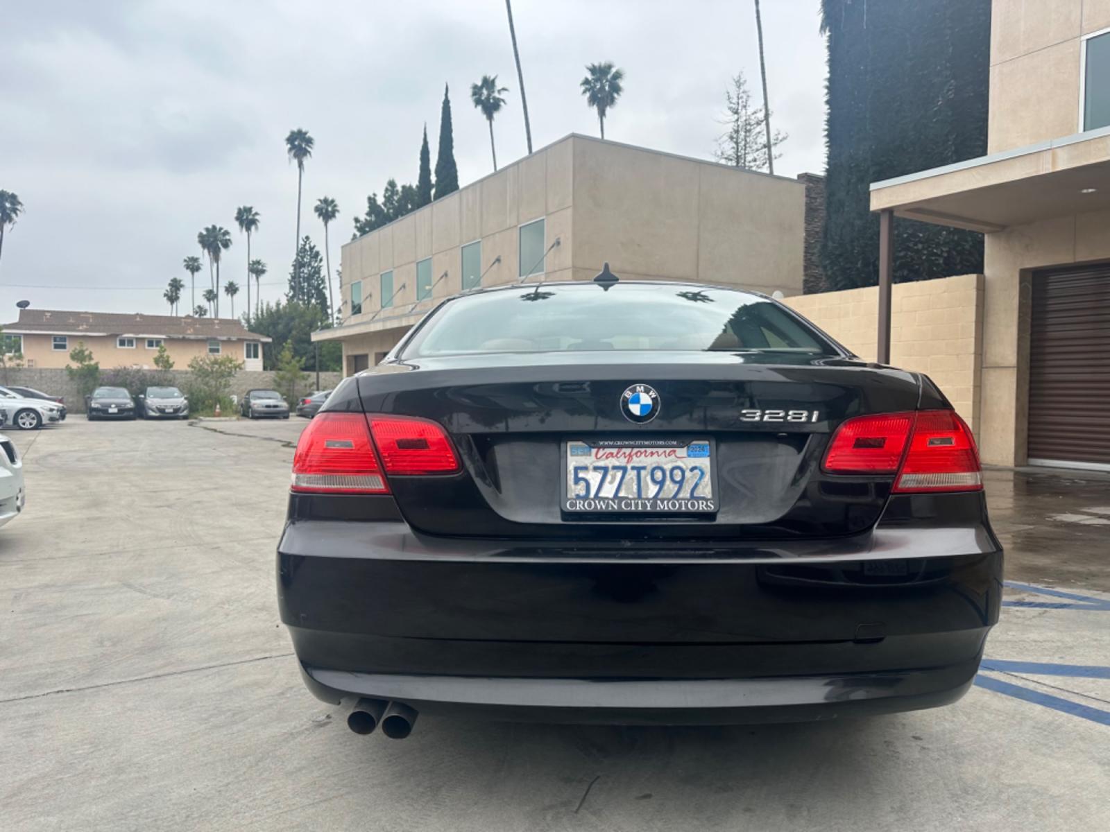 2007 Black /South African Safari BMW 3-Series Leather (WBAWV135X7P) with an Inline 6 engine, Maual transmission, located at 30 S. Berkeley Avenue, Pasadena, CA, 91107, (626) 248-7567, 34.145447, -118.109398 - Photo #3
